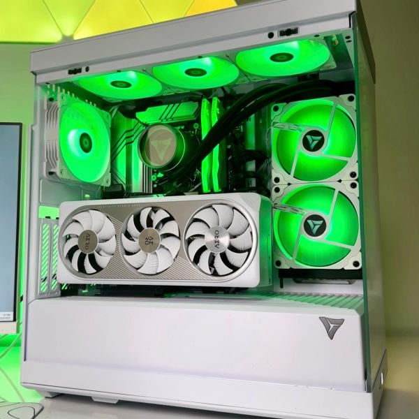Centaur Gaming PC - GeForce RTX 5070 Ti | AMD Ryzen 7 9800X3D